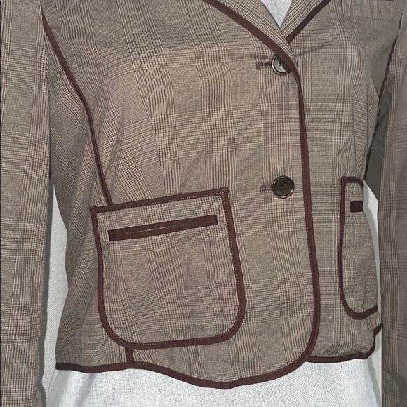 Plaid BCBG Jacket w/Piping Detail - Picture 2 of 7